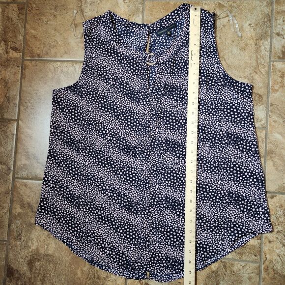 Adrienne Vittadini Sleeveless Blouse – Women’s Size Large | VW31620 - Picture 5 of 9